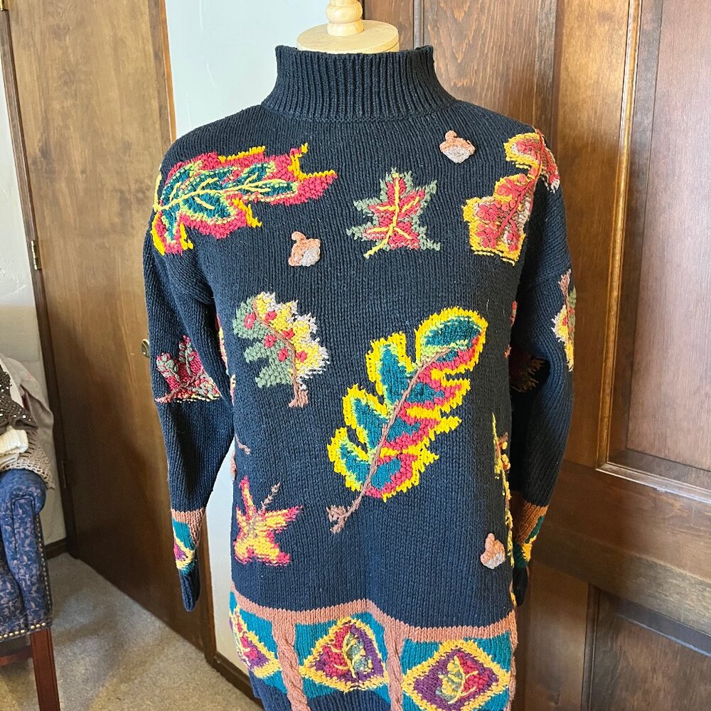 Arlando Autumn Leaves Navy Blue Sweater, Size S